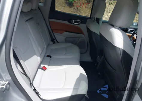 2022 Jeep Compass Limited 4X4 from USA, damaged, VIN 3C4NJDCB5NT130759